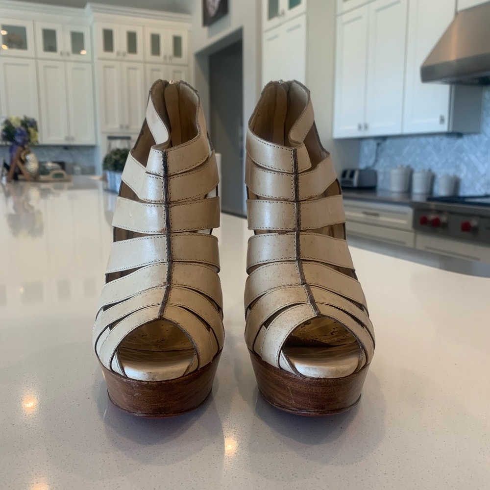 Christian Louboutin Cream and Brown Heels - Picture 4 of 6